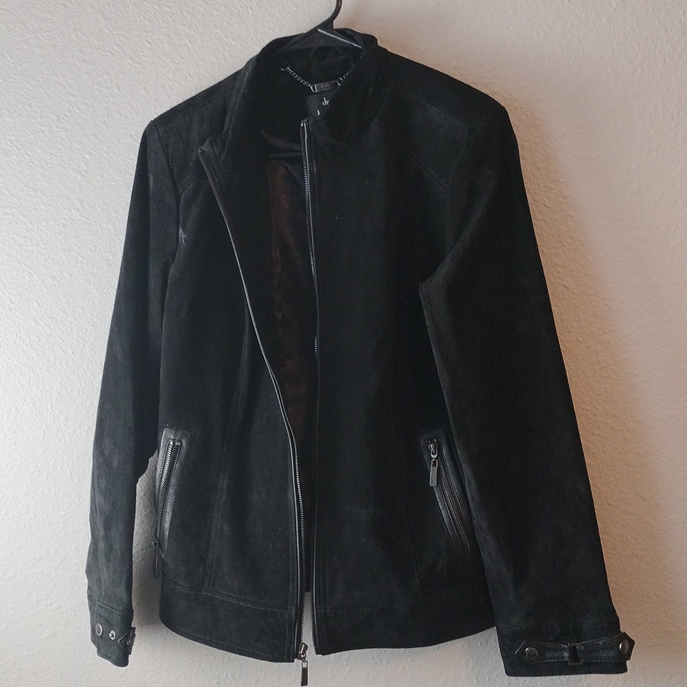 Dennis Basso sued jacket